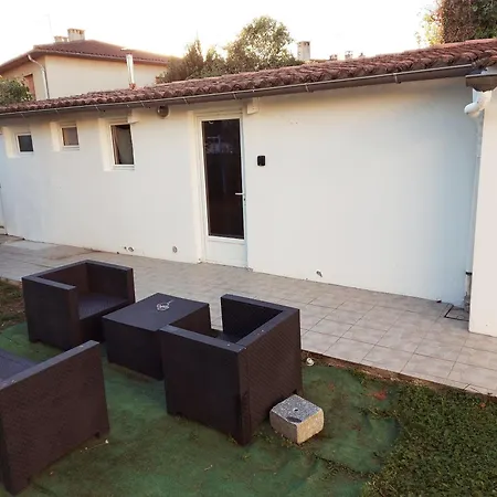 Studio Au Calme Wifi 600M Centre Ville Parking Gratuit Devant Castres  Exterior photo